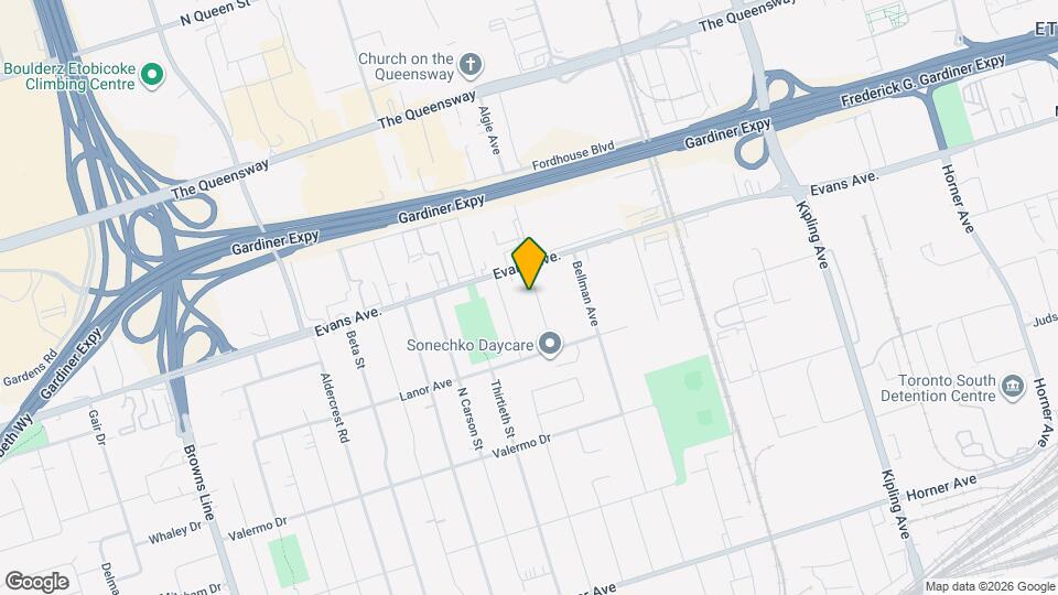 28 Paula Blvd Map and Location Details