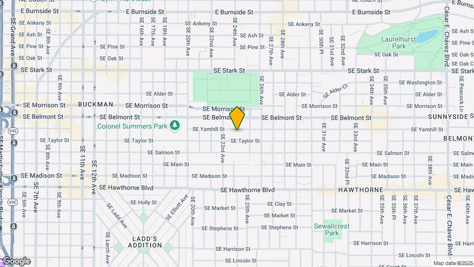 2406 SE Yamhill St Mapa y Detalles de la Ubicación