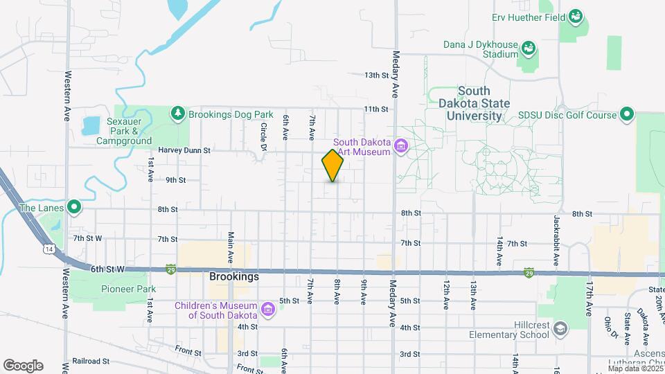 825 8th Ave Map and Location Details