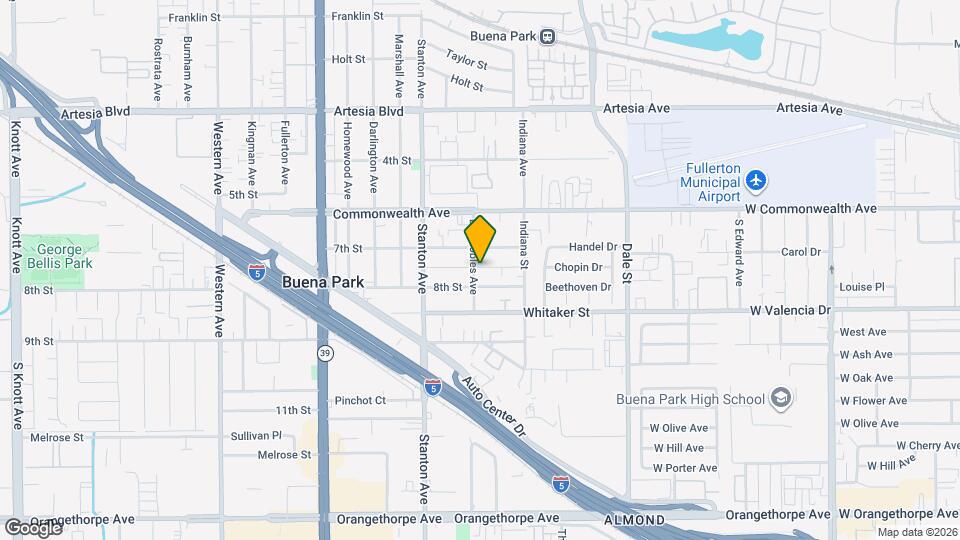 6382 Los Robles Ave Map and Location Details