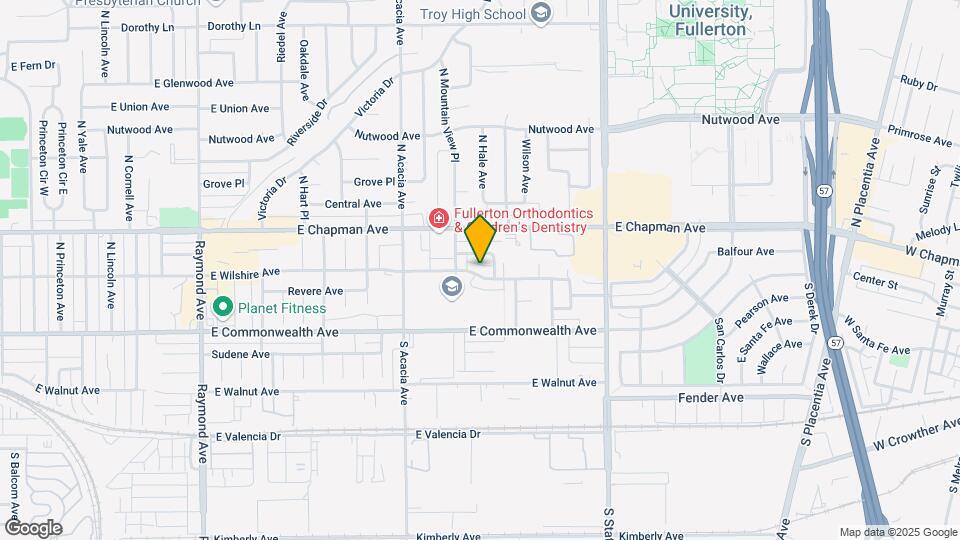 2025 E Wilshire Ave Mapa y Detalles de la Ubicación