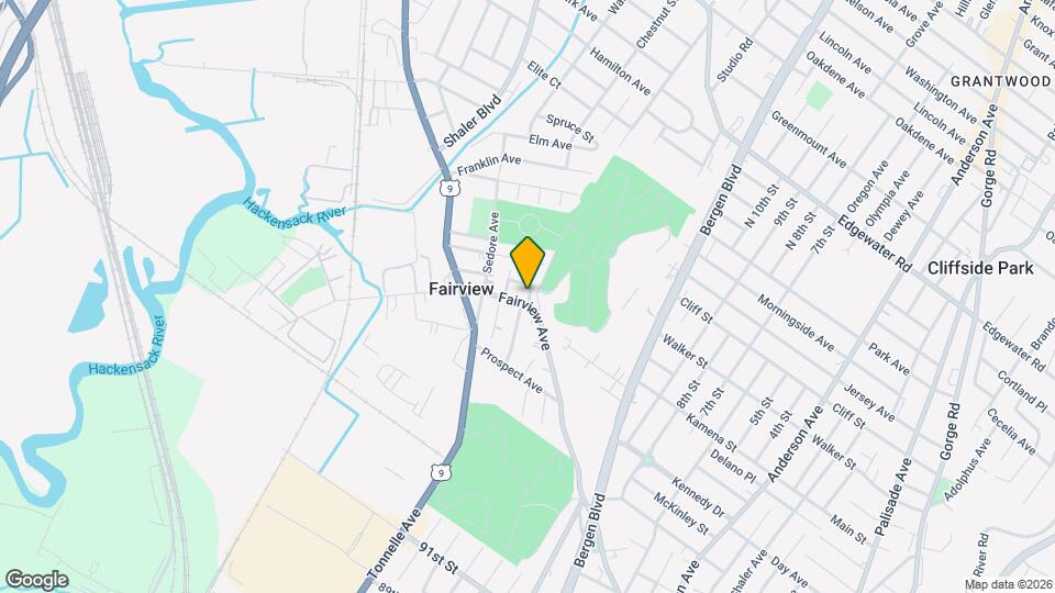 689 Fairview Ave Map and Location Details