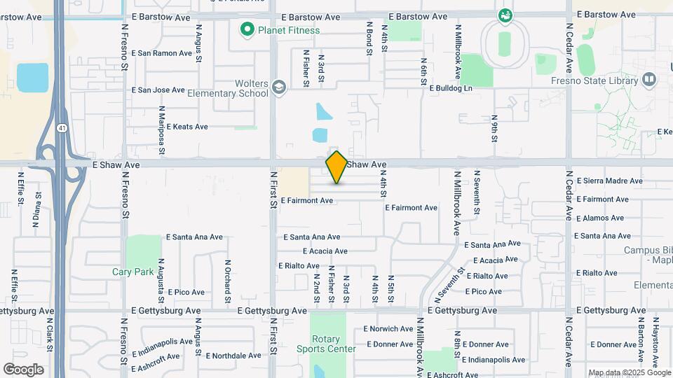 3338 E Sierra Madre Ave, Fresno CA 93726 Mapa y Detalles de la Ubicación