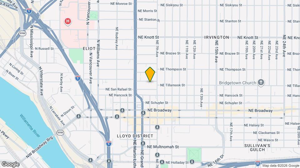 548 NE Tillamook St Mapa y Detalles de la Ubicación