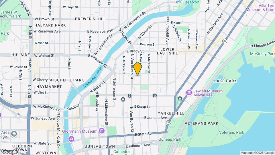 1529 N Cass St Map and Location Details