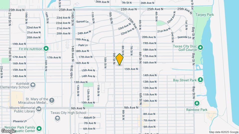 810 15th Ave N Map and Location Details