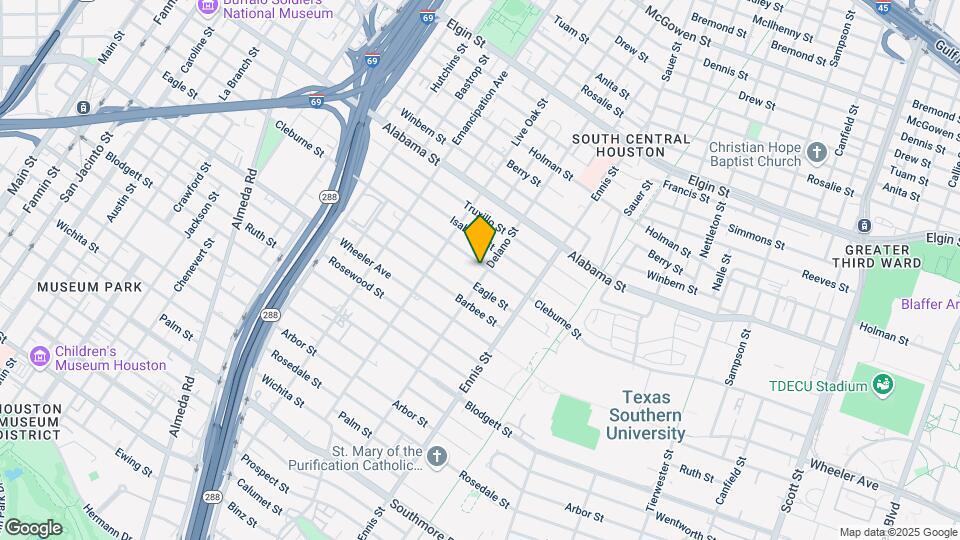 2718 Cleburne St Map and Location Details