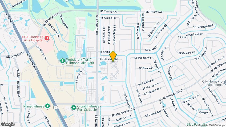 203 SE Camelot Gardens Blvd Map and Location Details