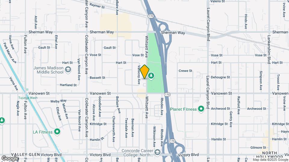 6851 Whitsett Ave Map and Location Details