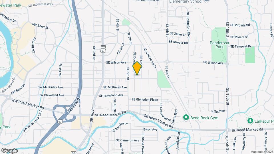 750 SE Douglas St Map and Location Details