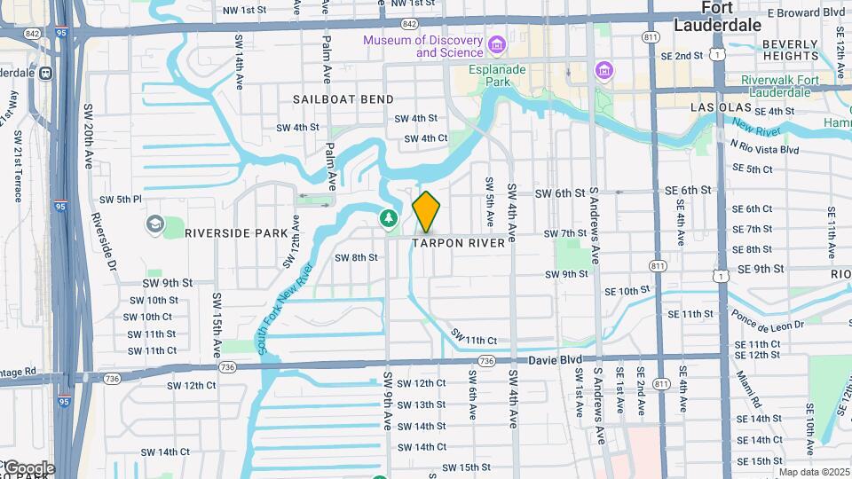 700 SW 8th Way Map and Location Details