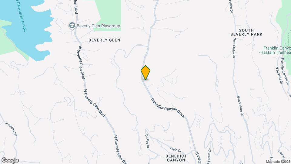 1800 Benedict Canyon Drive Map and Location Details