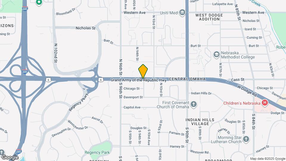 Bentley Apartments and Nearby Omaha Apartments For Rent Omaha, NE