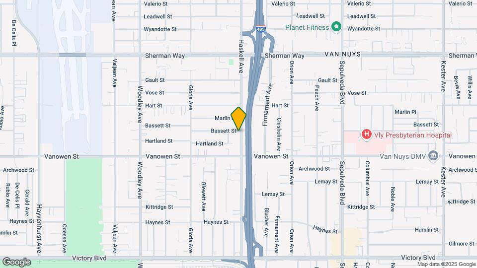 6857 Haskell Ave Map and Location Details