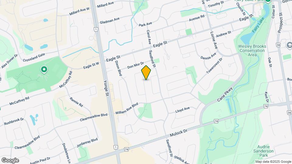 373 Borden Ave Map and Location Details