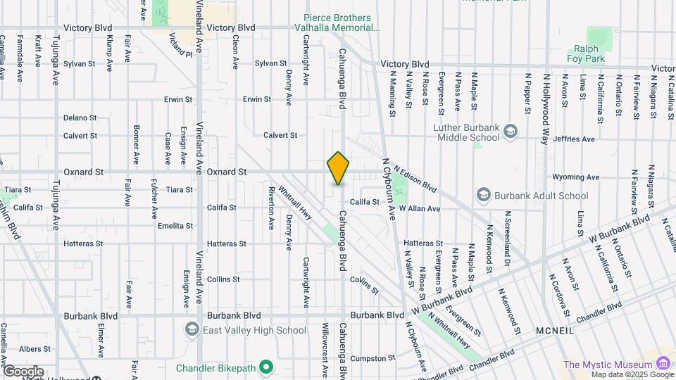 5931 Cahuenga Blvd Map and Location Details