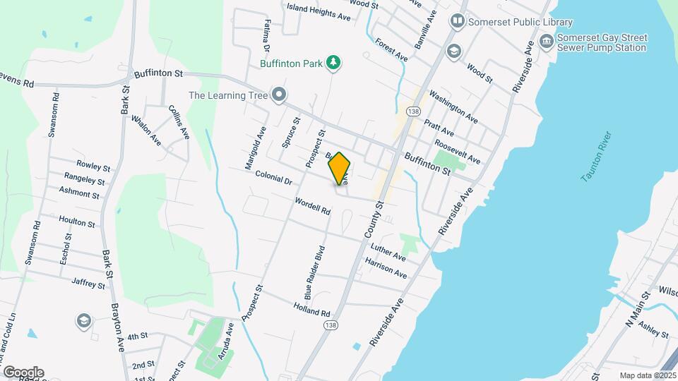 108 Shawomet Ave Map and Location Details