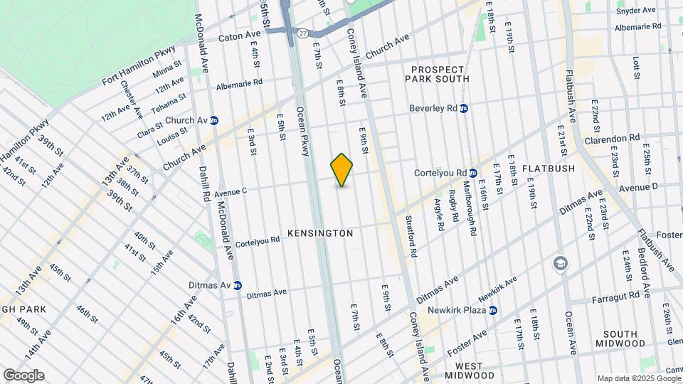 465-495 E 7th St Map and Location Details