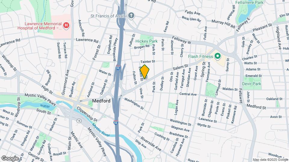 240 Salem St, Unit 3C Map and Location Details