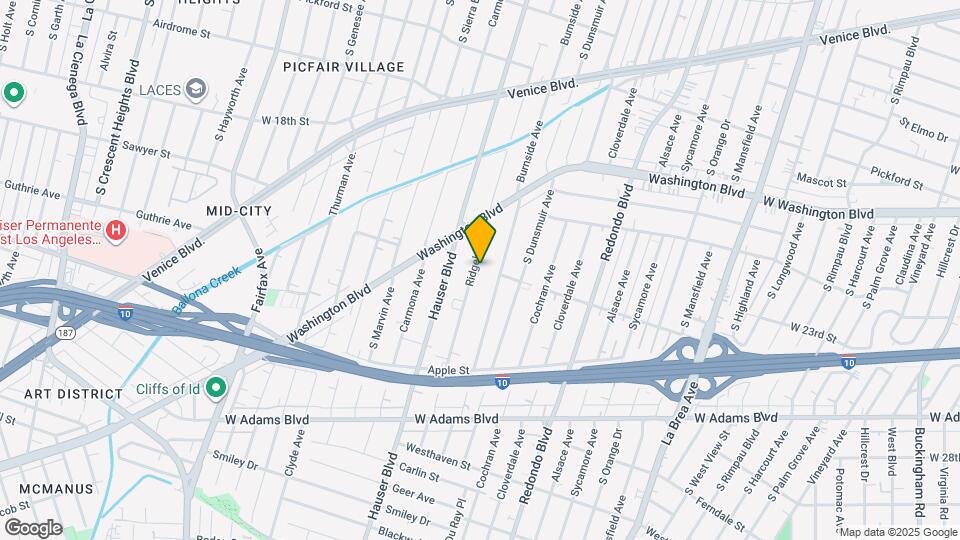 2114 1/2 Ridgeley Dr Map and Location Details