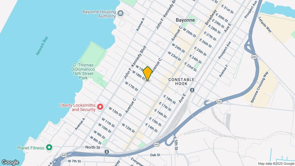 430 Avenue C Mapa y Detalles de la Ubicación