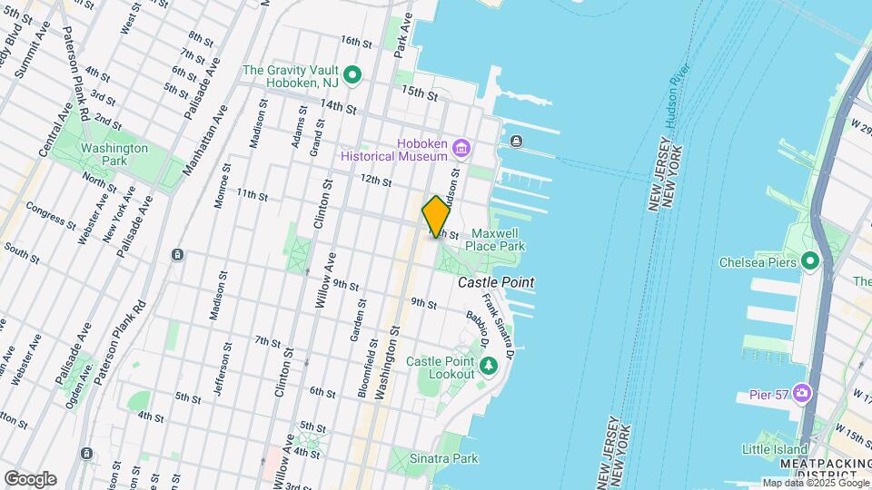 1026 Hudson St Map and Location Details