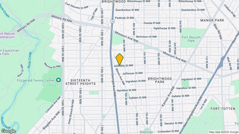 918 Kennedy St NW Map and Location Details