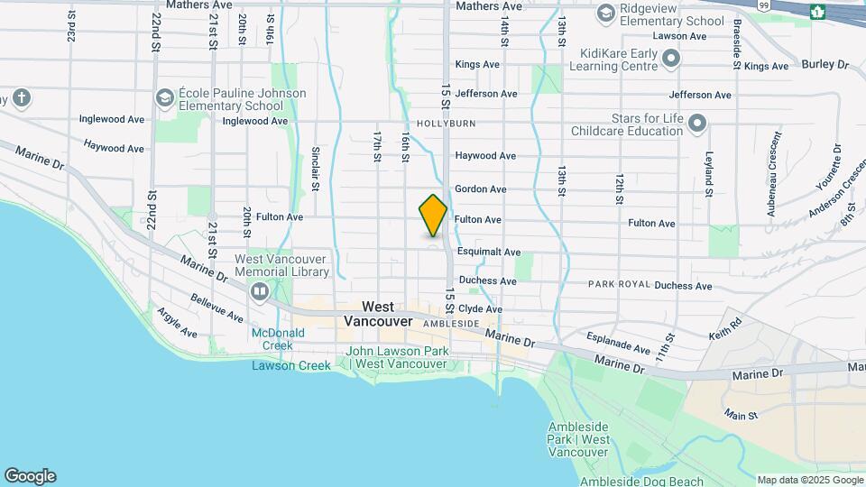 1555 Esquimalt Ave Map and Location Details