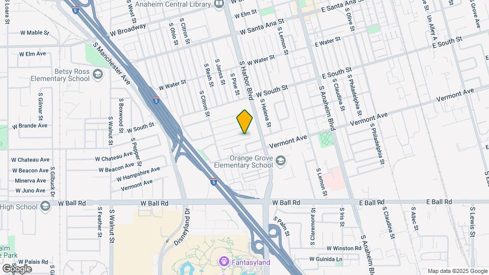 608 W Bellevue Dr Map and Location Details