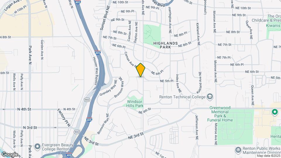 558 Windsor Pl NE Map and Location Details