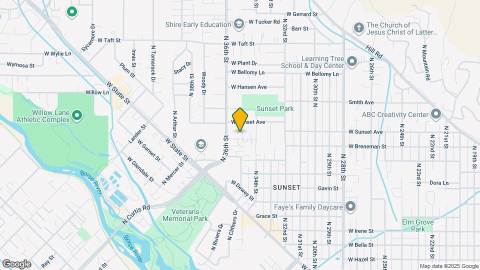 2457 N Ashgrove Ln Map and Location Details