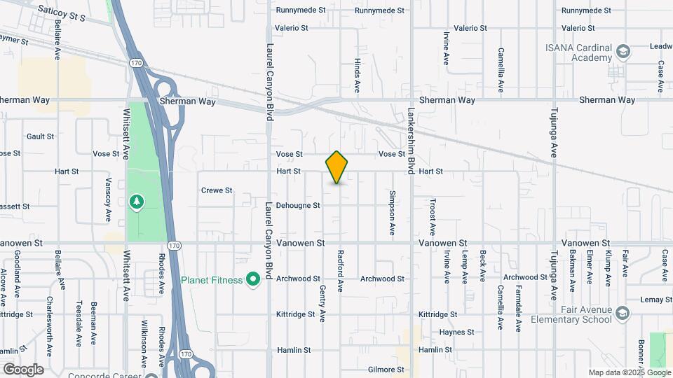 6925 Radford Ave Map and Location Details
