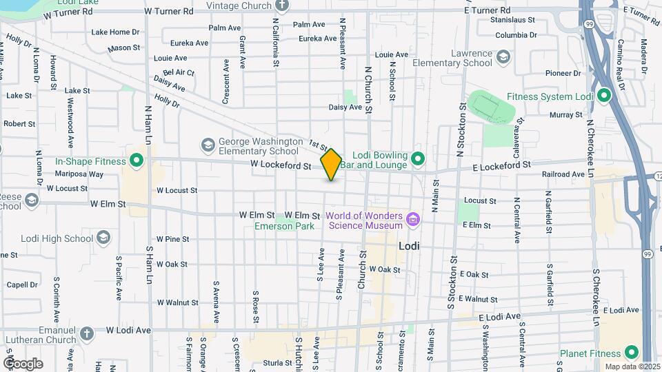 313 W Locust St Map and Location Details