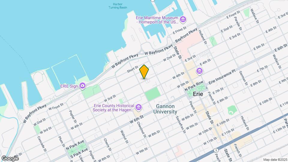 252 W 3rd St Map and Location Details