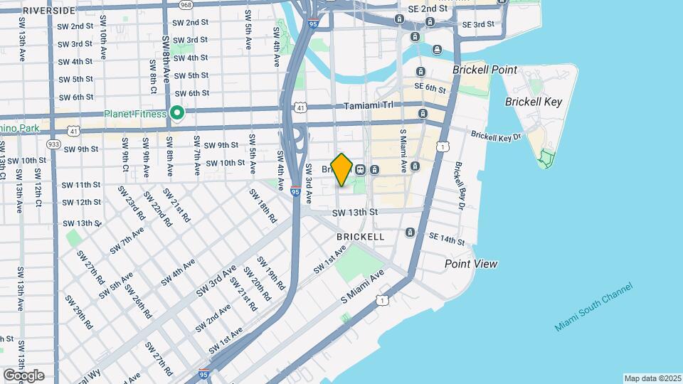 Mercedes-Benz Places Mapa y Detalles de la Ubicación