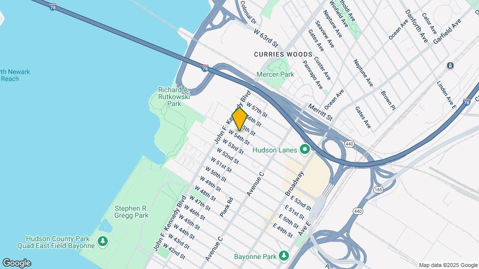 123 W 54th St Map and Location Details