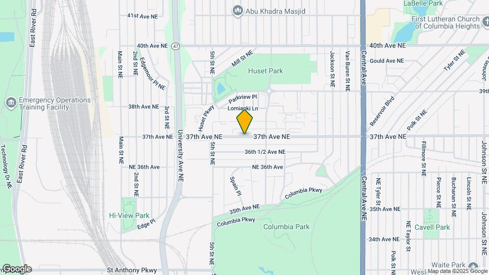 574 37th Ave NE, Unit Upstairs Map and Location Details