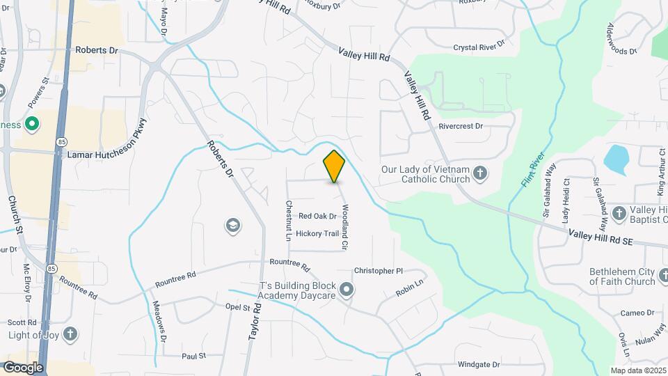 7153 Woodland Cir Map and Location Details