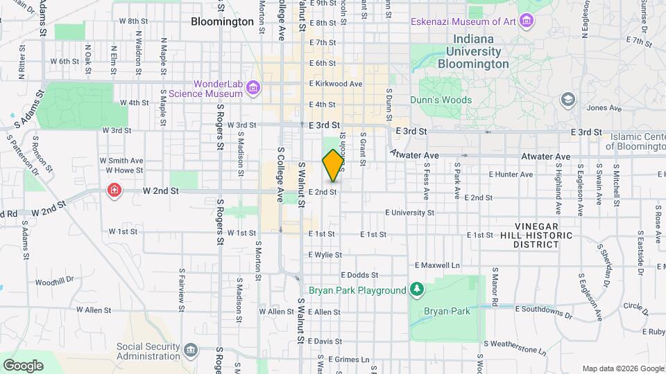 209 E 2nd St Mapa y Detalles de la Ubicación