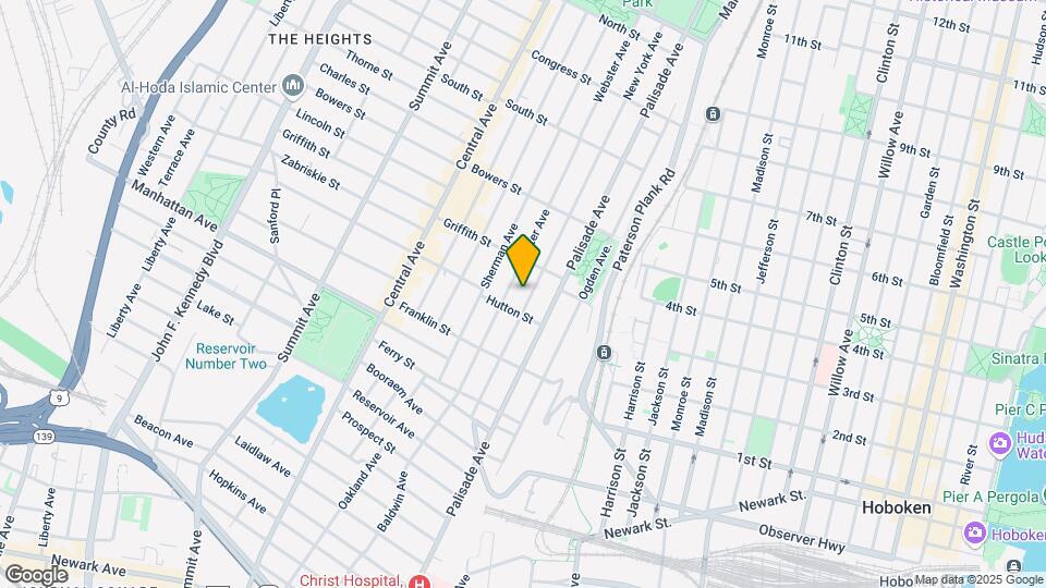 211 New York Ave Map and Location Details