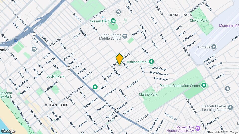 1327 Oak Street Map and Location Details