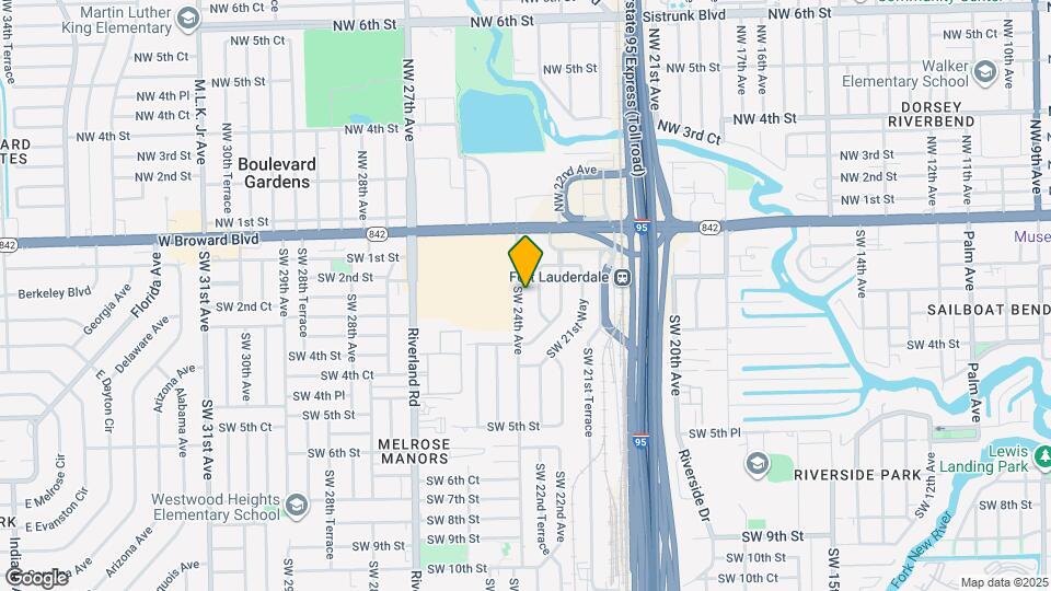 122 SW 24th Ave Map and Location Details