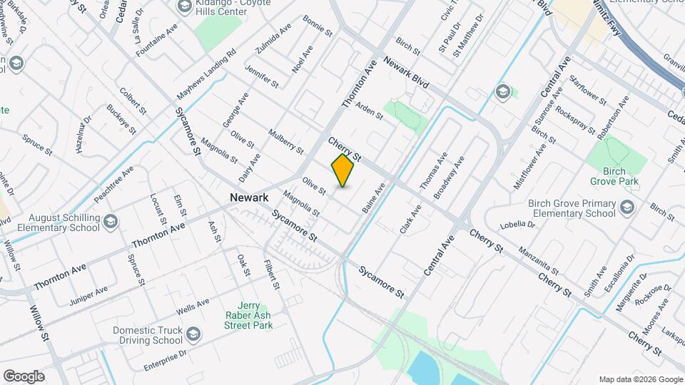 6762 Graham Ave Map and Location Details