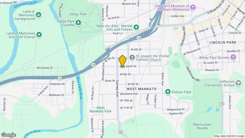 517 Blue Earth St, Unit Side Door Map and Location Details