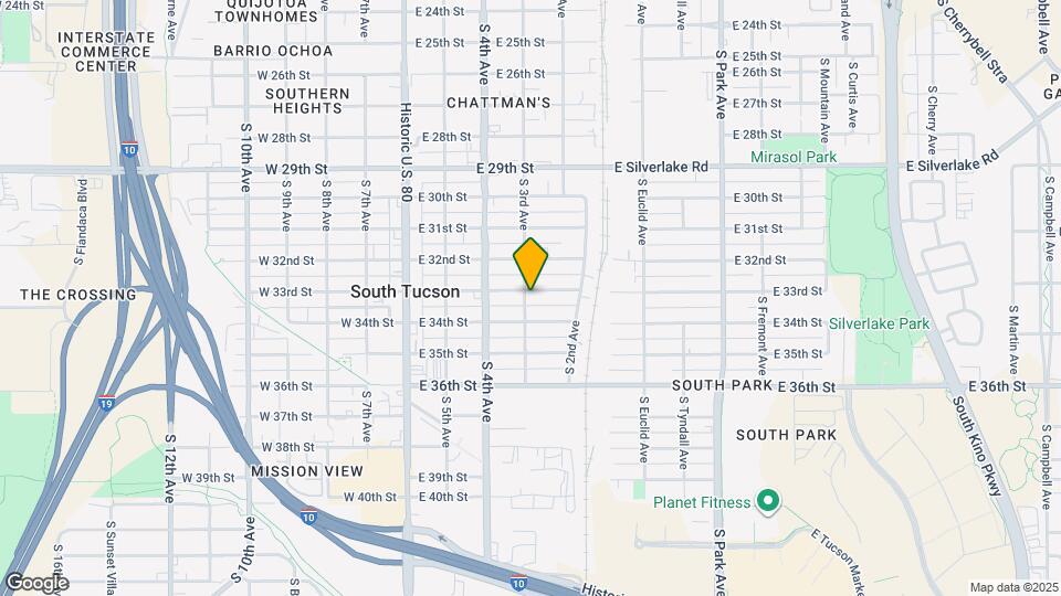 402 E 33rd St Map and Location Details