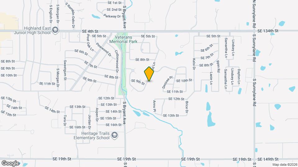 928 Ashwood Ln Map and Location Details