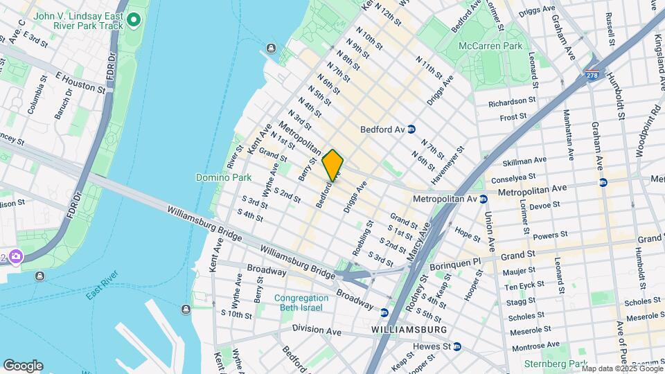 176 Grand St Map and Location Details