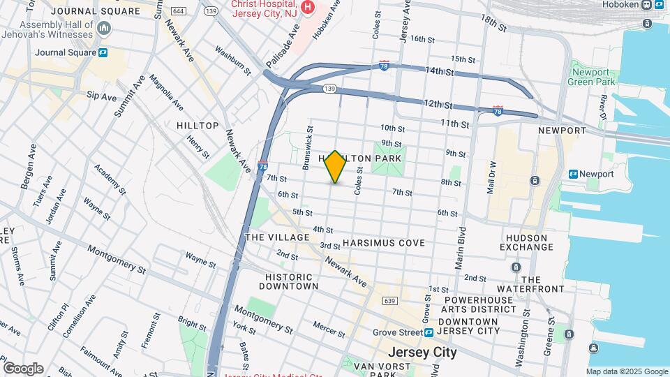 321 7th St Map and Location Details