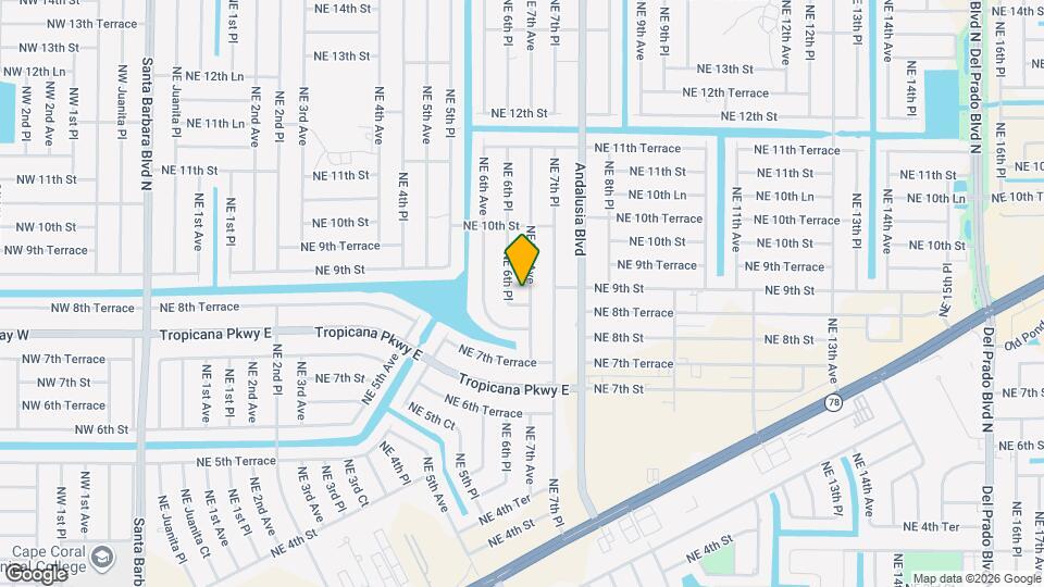 820 NE 7th Ave Map and Location Details