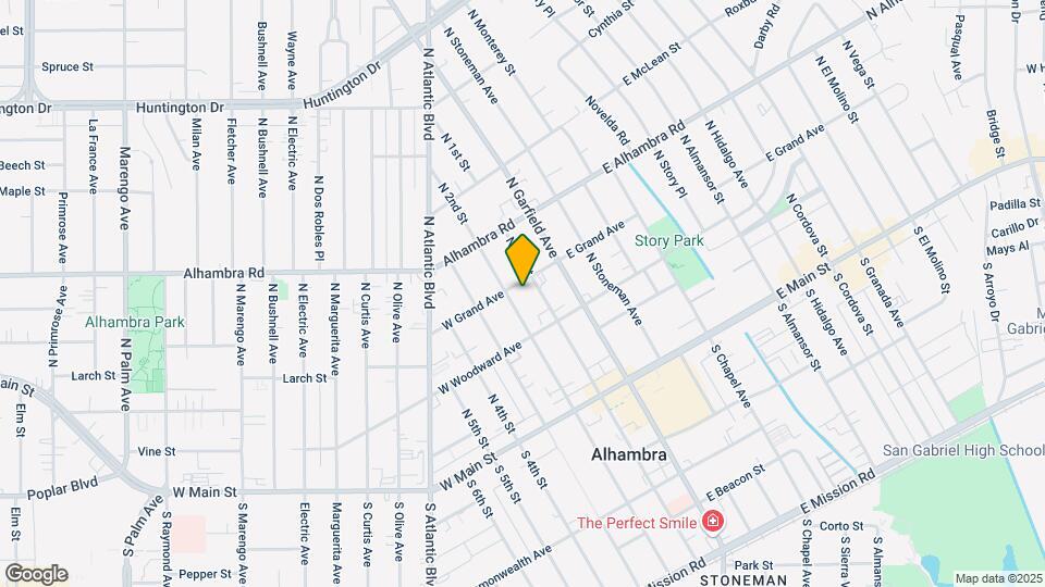112 W Grand Ave Mapa y Detalles de la Ubicación